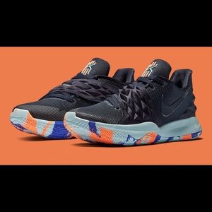 Nike Kyrie low ‘Knicks’